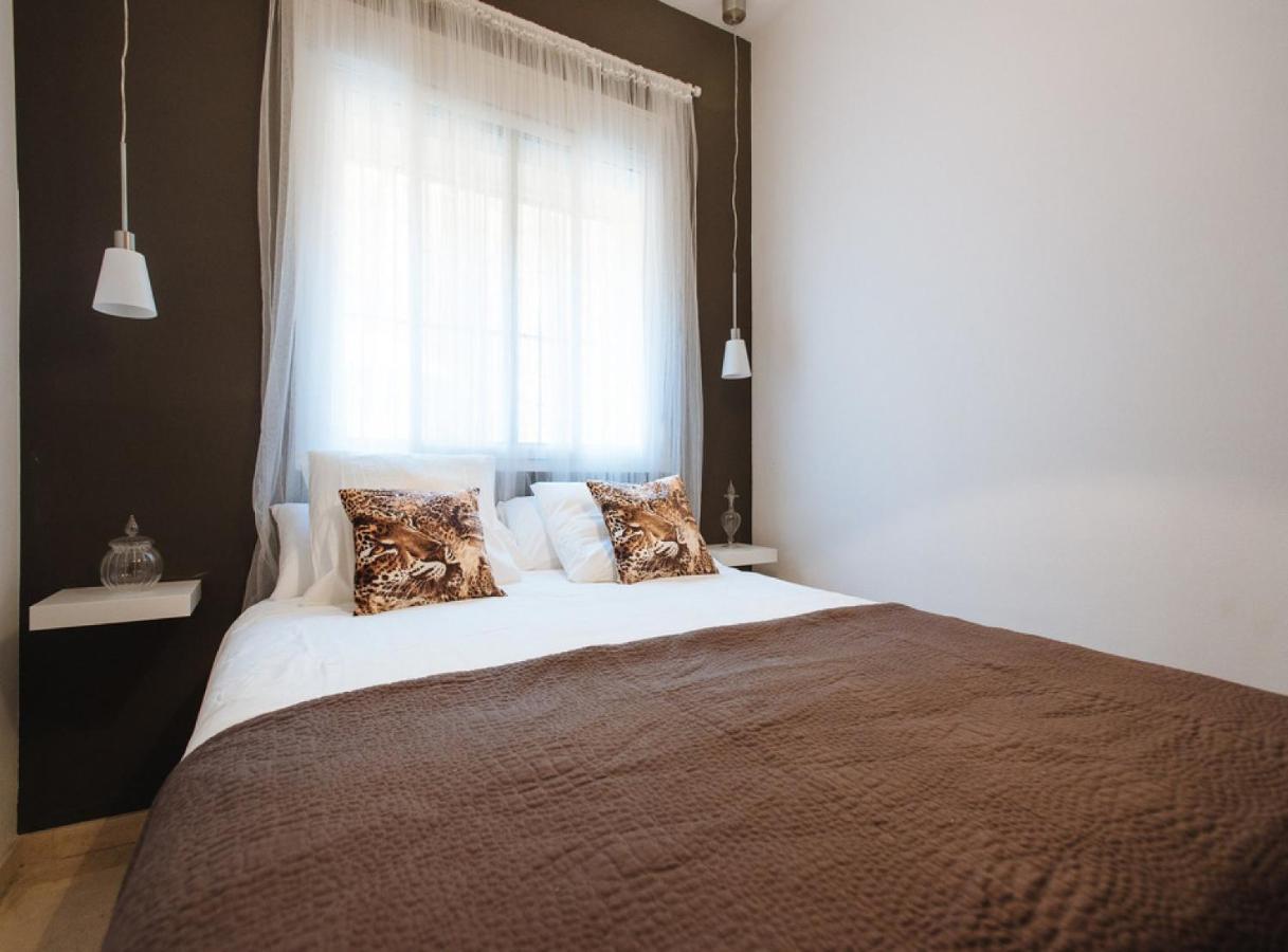 Sol Suite Apartment With Garden Sewilla Zewnętrze zdjęcie
